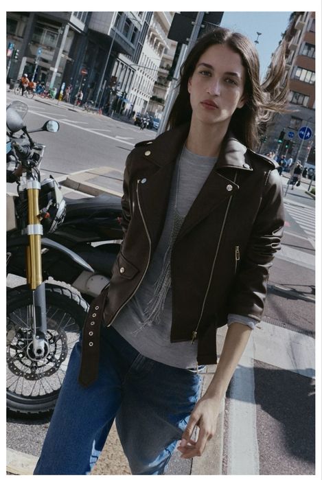 Кожено яке Zara.