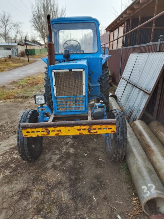 ТРАКТОР МТЗ-80 на ходу