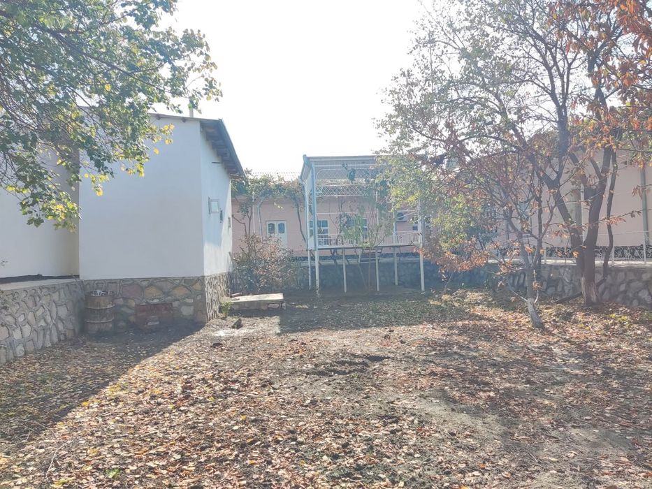 Buxoro vil Vobkent tum Soʻfidehqon qishlogʻidagi  hovli sotiladi.