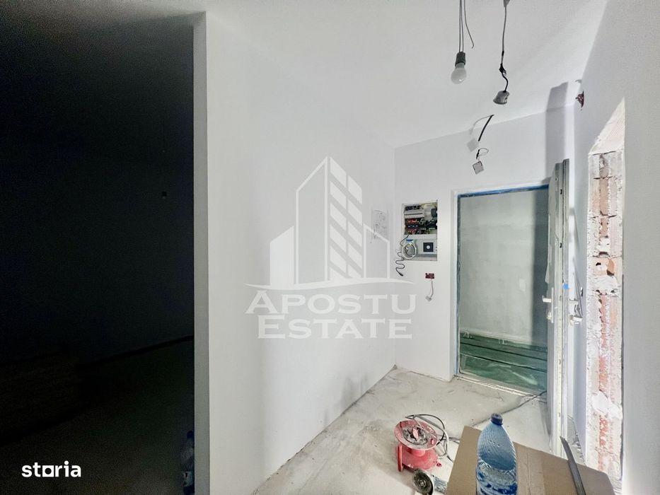 DE VANZARE Apartament doua camere cu gradina 10 mp