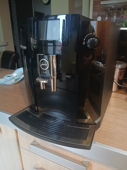 Aparat cafea Jura E 60