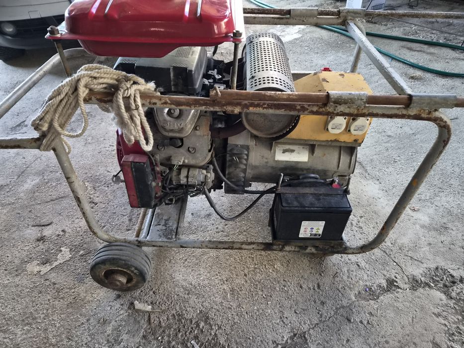 Generator Honda GX620 V-Twin  11kw/ schimb cu scuter 18 cp