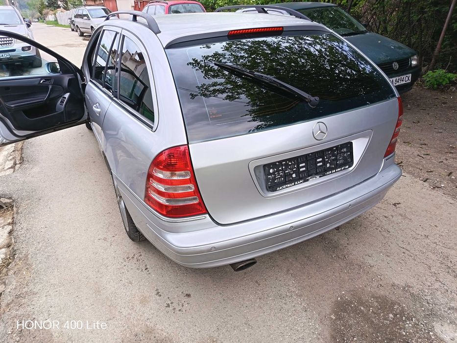 Mercedes w203 на части!