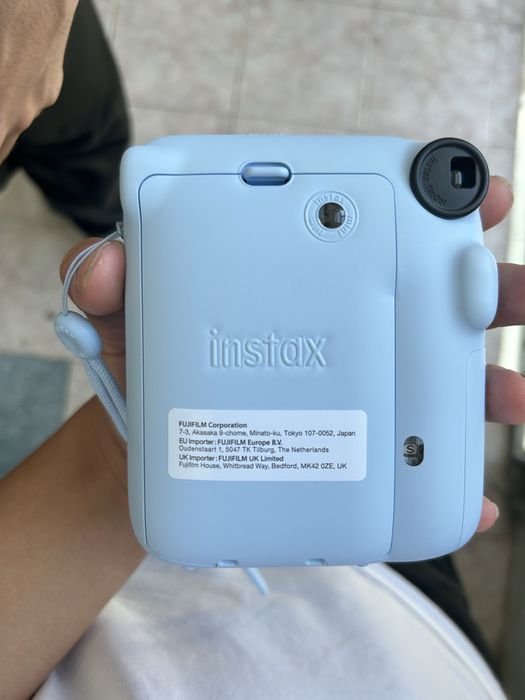 Камера Fujifilm Instax Mini 12