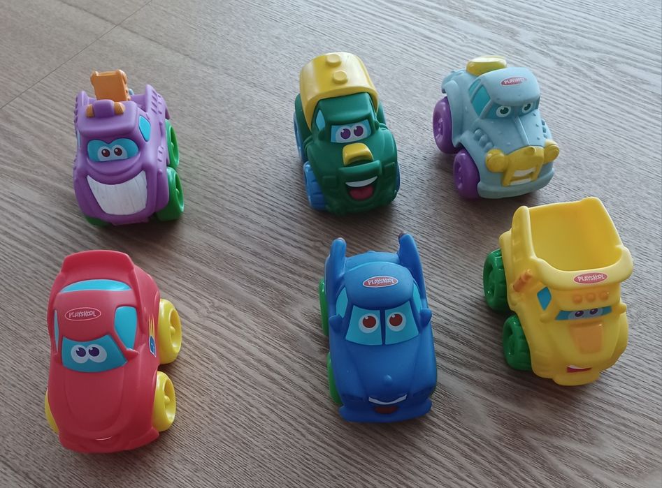 Vând mașinuțe Playskool