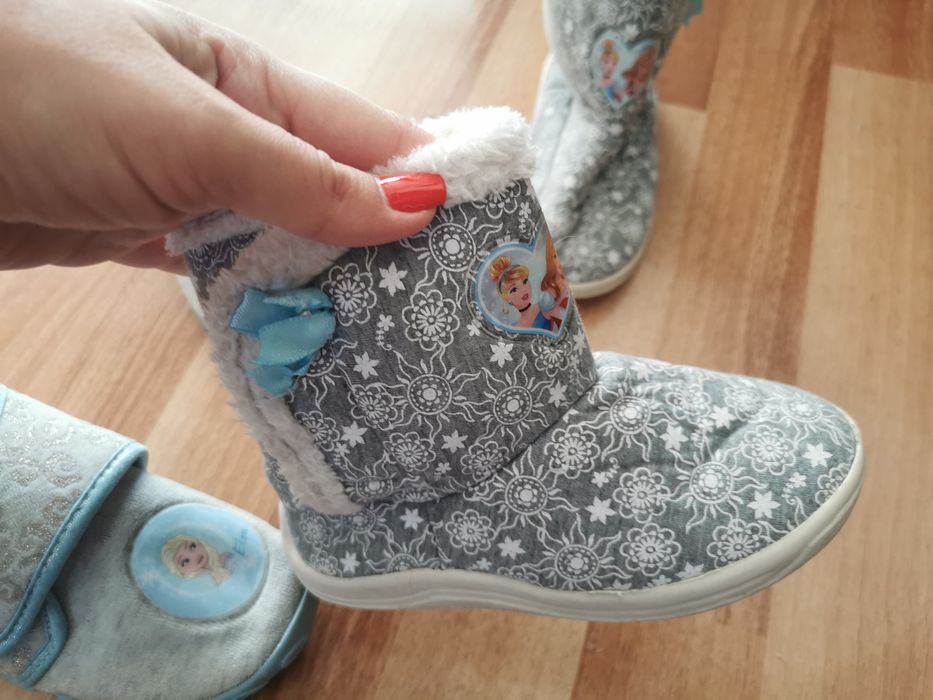 Tenesi/espadrile /papuci interior nr 27