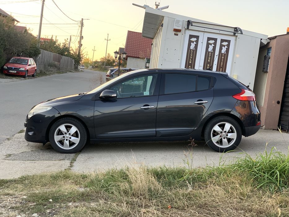 RENAULT Megane 2010 — imagine 5