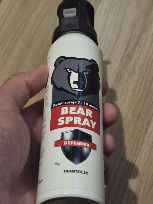 Spray defensiv anti urs