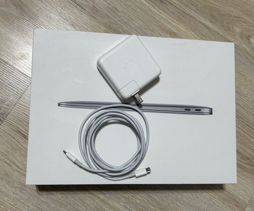 MacBook Air M1 2020