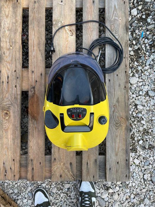 Aspirator cu aburi Karcher SV 7