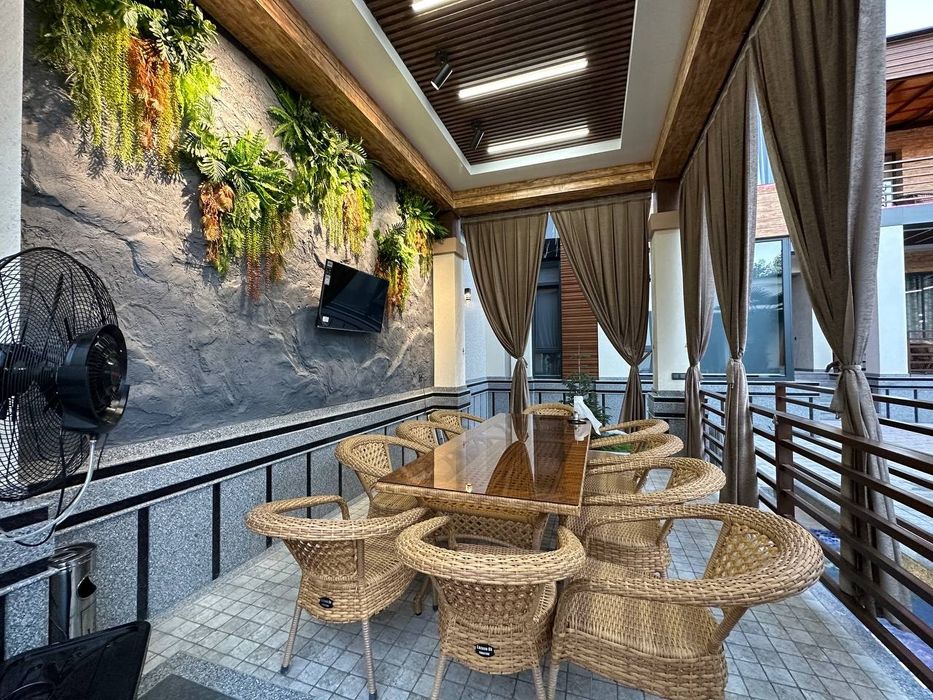 Оила ва Дўстлар учун Ливерс Чорбогда жойлашган