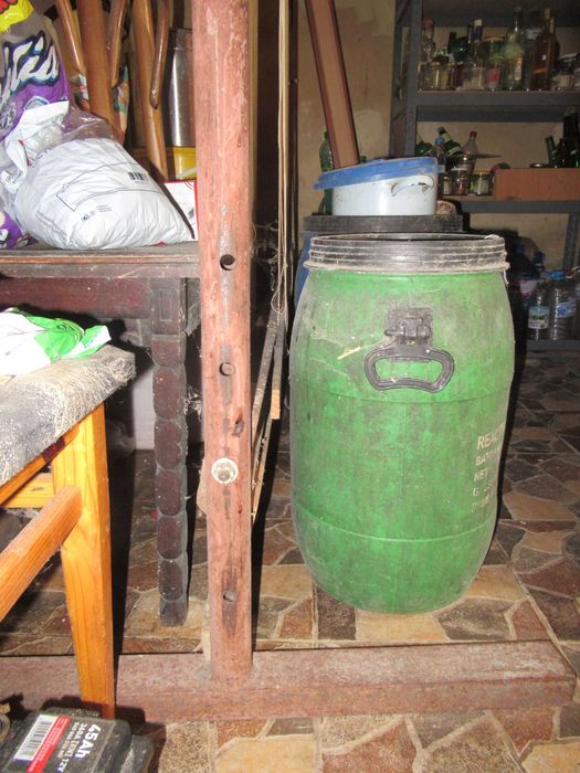 Вертикален метален тъкачен стан