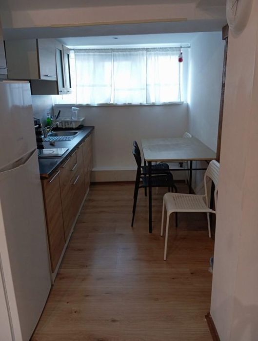 Дава се под наем Тристаен апартамент в София, Център - 60 кв.м за 897.6 € - Снимка #3