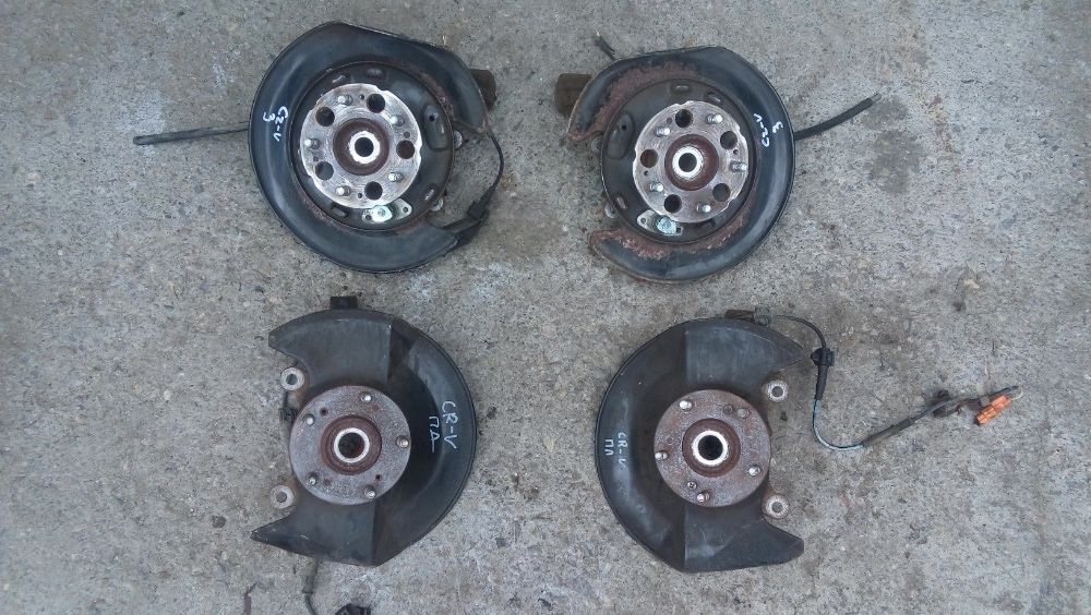 Хонда Цр-в 2 Honda Cr-v 2.2CDTI предни/ задни шенкели/ главини/ шенкел