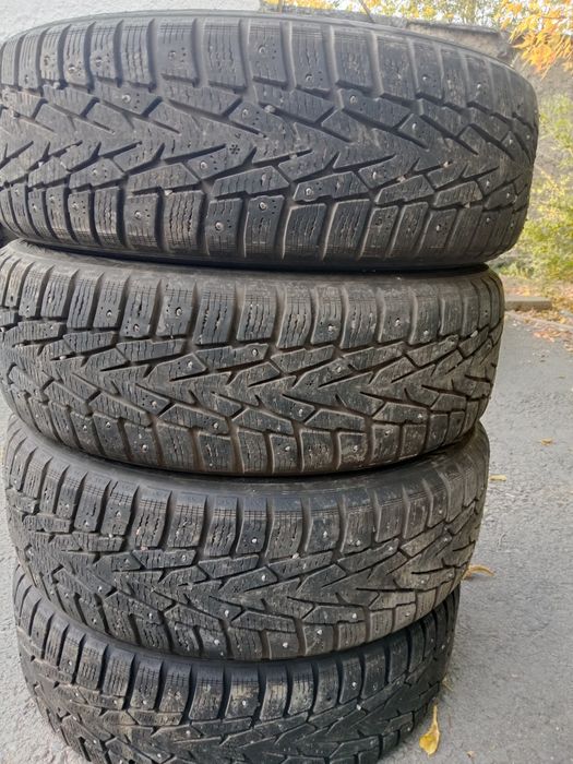 185/65/15 Nokian Hakkapelite 7