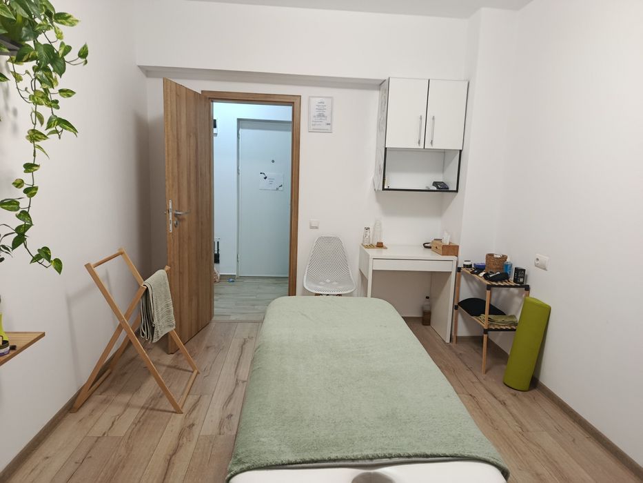 Spațiu / camera de inchiriat pentru masaj / unghii / gene/ etc