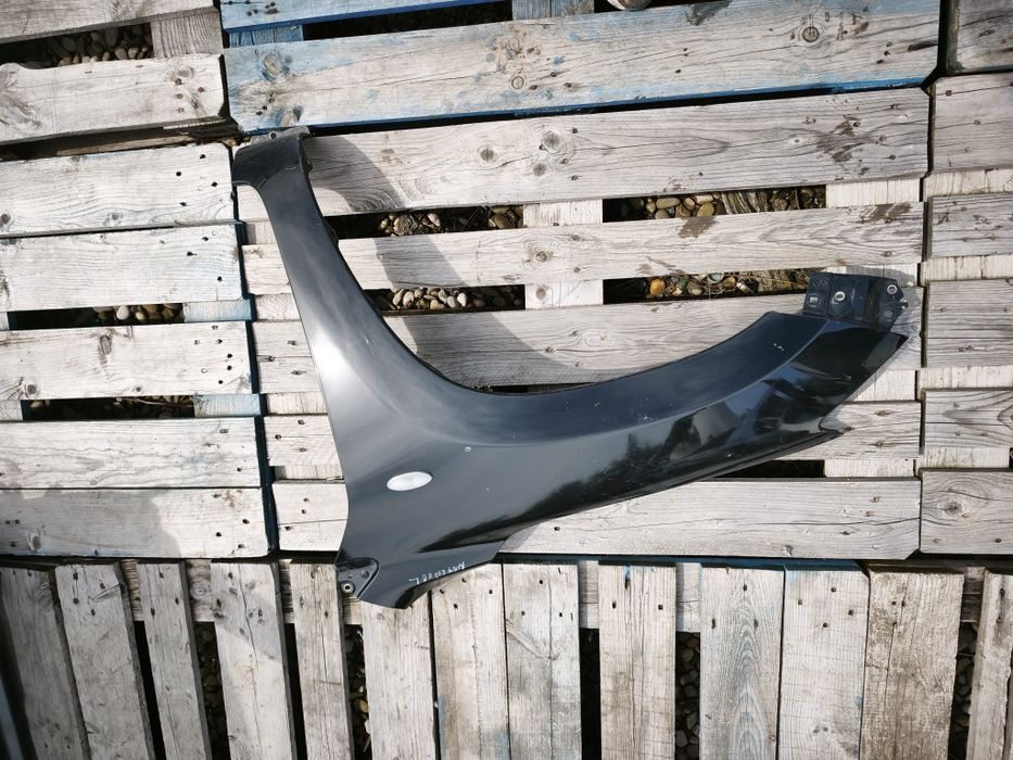 Aripa stângă față Toyota RAV4 fara overfender 2006-2009