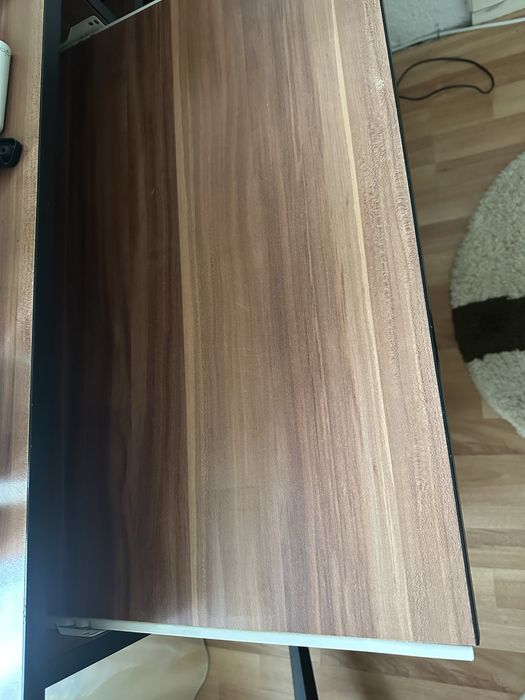 Birou facut la comanda