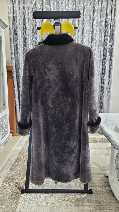 Шуба мутон воротник норка