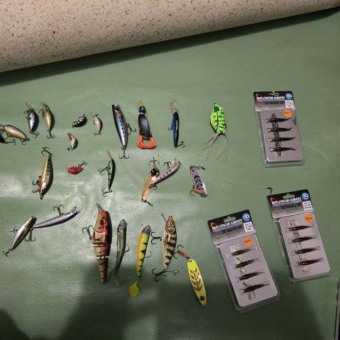 Спининг с макара и примамки