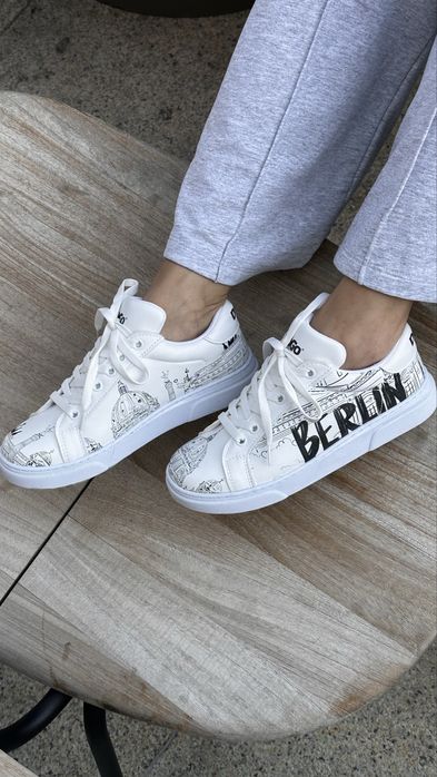 Стильные кеды Dogo