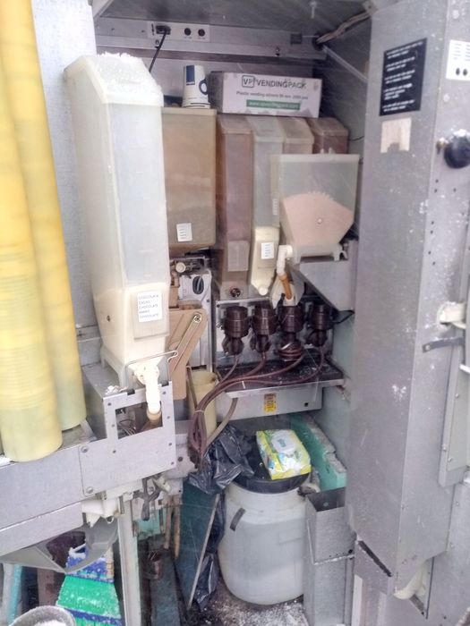 Кафе автомат Зануси Спацио С7