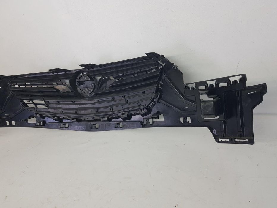 Grila radiator Opel Crossland X dupa 2017