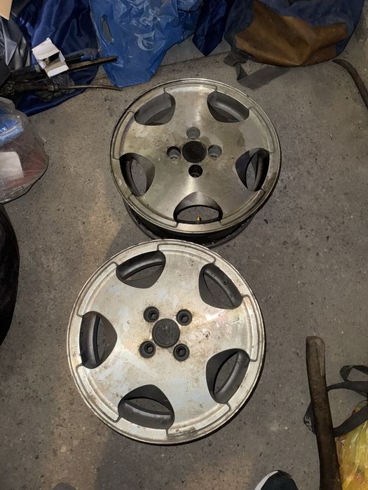 Продам два диска стояли на  Passat