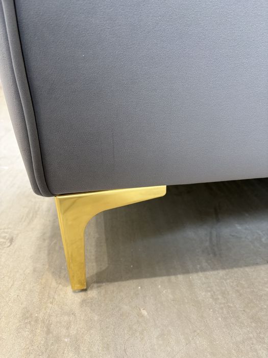 Продам диван в отличном состоянии.