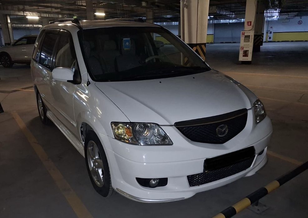 Продам Mazda MPV 3.0