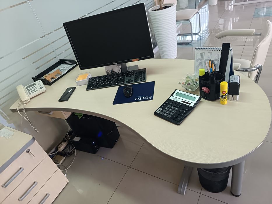 Стол и тумба офисные