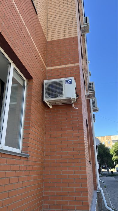 Кондиционер обслуживание и монтаж