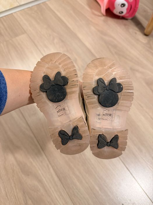 Светещи ботуши на Дисни Мини Маус р-р 22