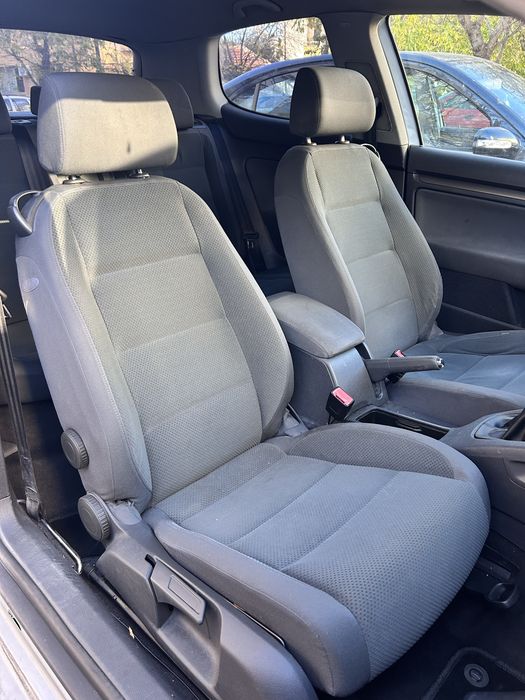 VW Golf 5 1.9 TDI На Части