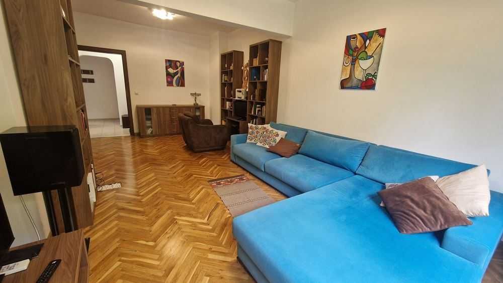 Продава се Четиристаен апартамент в Варна, Гръцка махала - 104 кв.м за 3414 €/кв.м - Снимка #2
