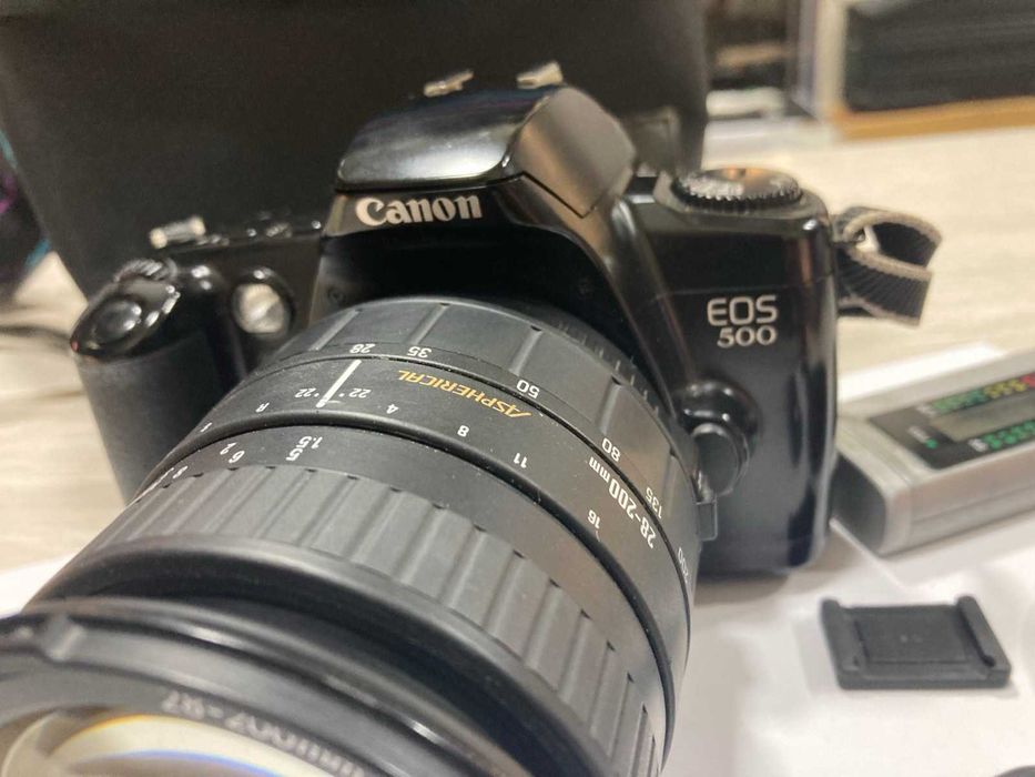Фотоапарат Canon EOS 500 / Sigma 28-200mm f/3.8-5.6 AF Aspherical UC
