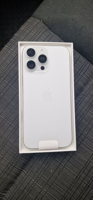 iPhone 16 Pro Max 256GB White Titanium