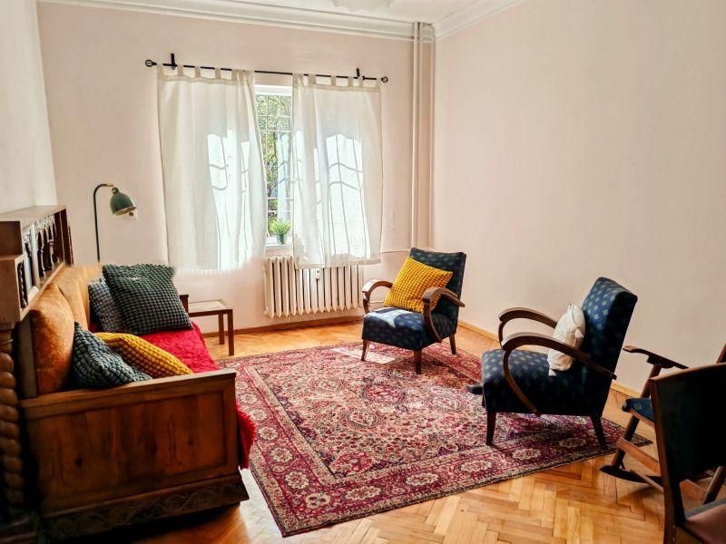 Двустаен апартамент в Центъра на София.