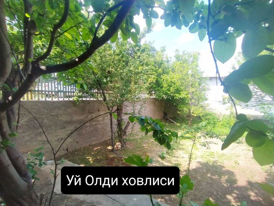 Ховли Сотилади 5 ХОНА 5 сотик + Хамза мфй Горпаркдан  2 км Чирчик