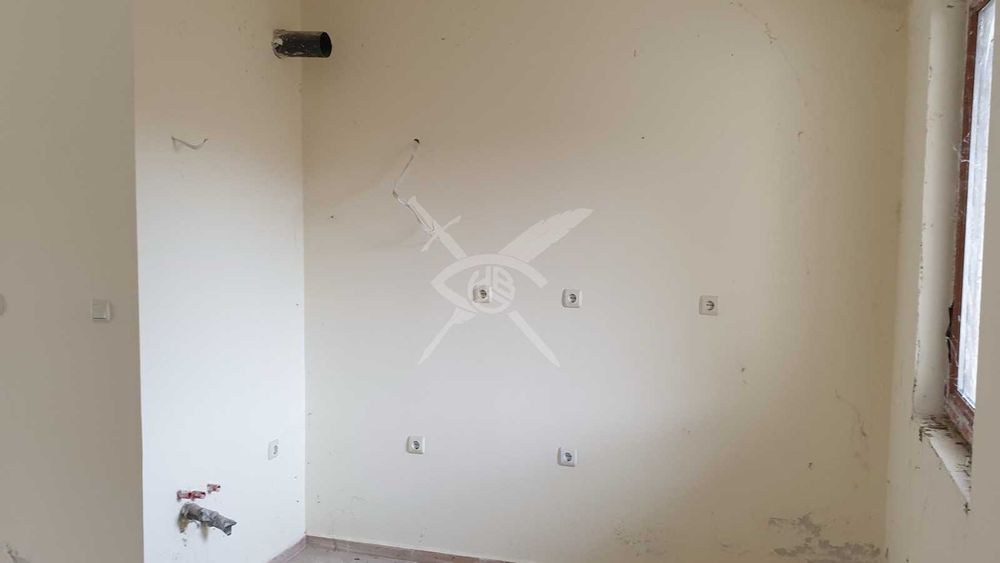 Продава се Къща в с. Кошарица, Област Бургас - 100 кв.м за 2500 €/кв.м - Снимка #2