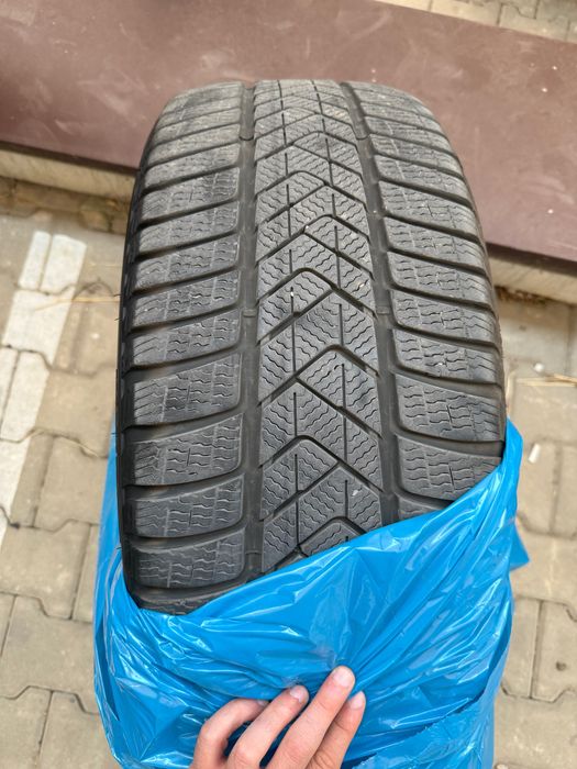 4 бр Зимни гуми Pirelli Sottozero3 245/50/18 RUN FLAT