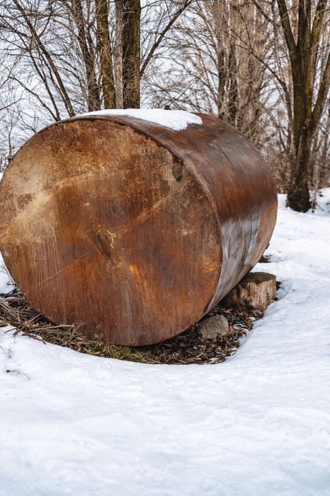 Продаётся металлическая ёмкость объёмом 6 кубов (6 м³)