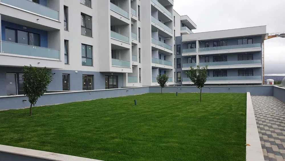 Apartament 2 camere cu terasa 35mp in Andrei Muresanu Sud