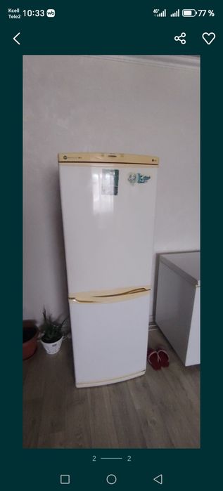 Продам двухкамерный холодильник LG