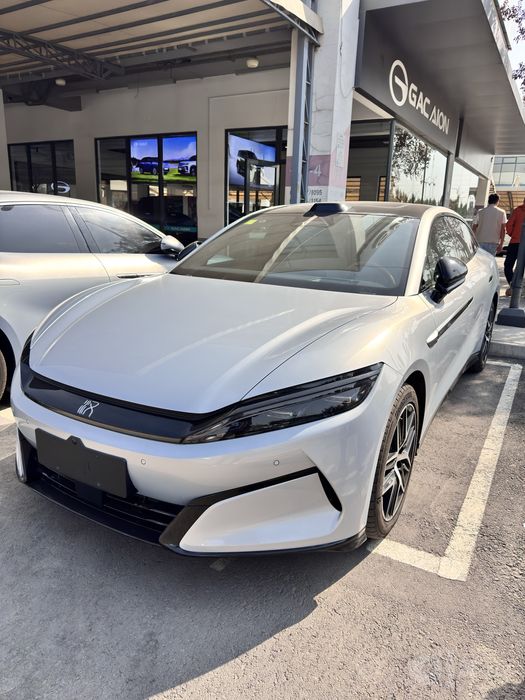BYD Han L 2.7s  eng fulli