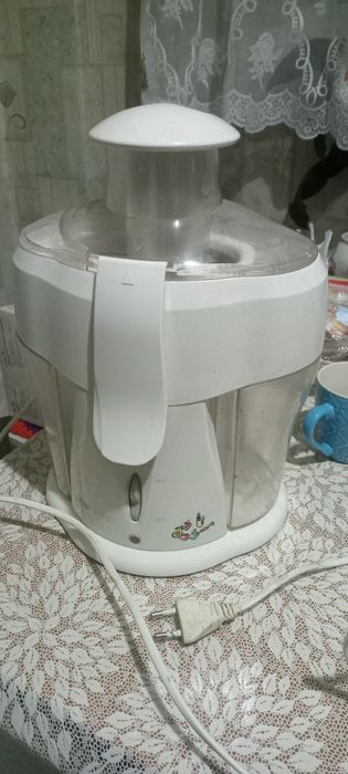 Продается Соко-выжималка