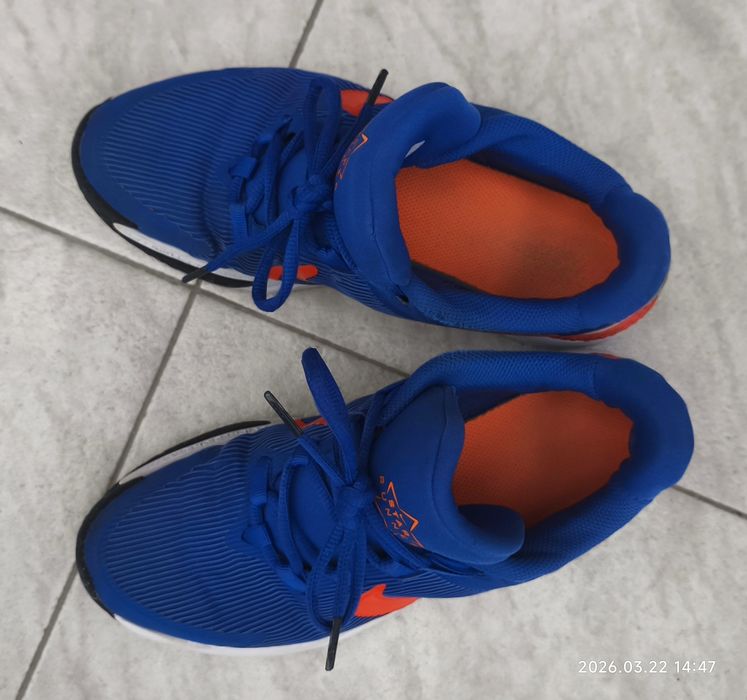 Nike 37.5 детски маратонки