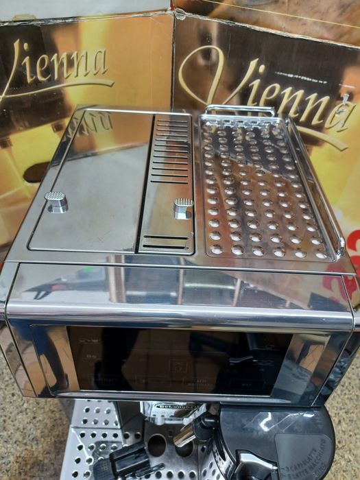 Кафемашина DELONGHI PrimaDonna Avant