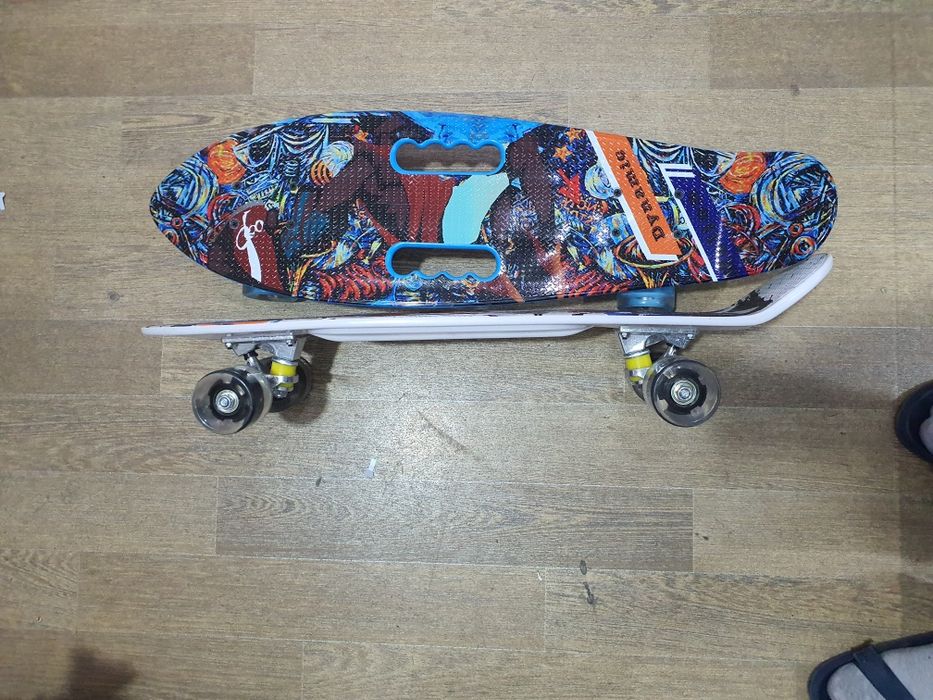 Пинибор скет пласмасса  НОВИЙ гелви балон