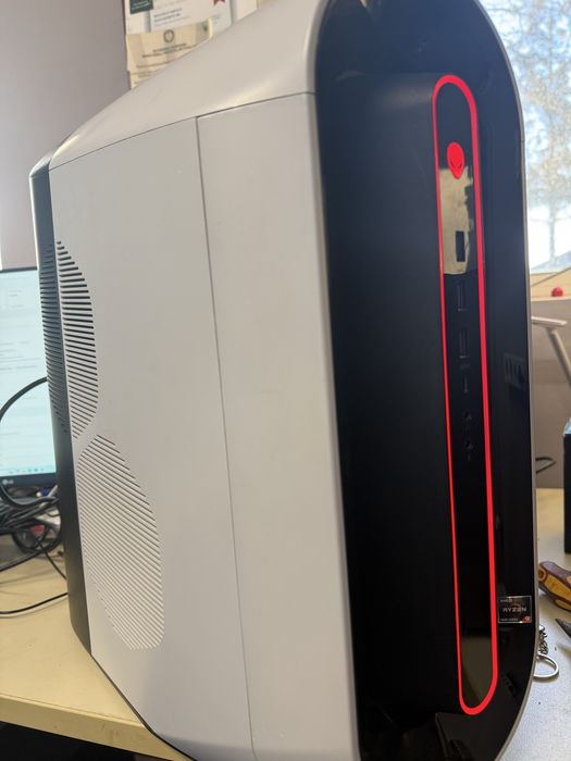 Vand calculator dell aurora r10 amd 5700x3d 3070ti